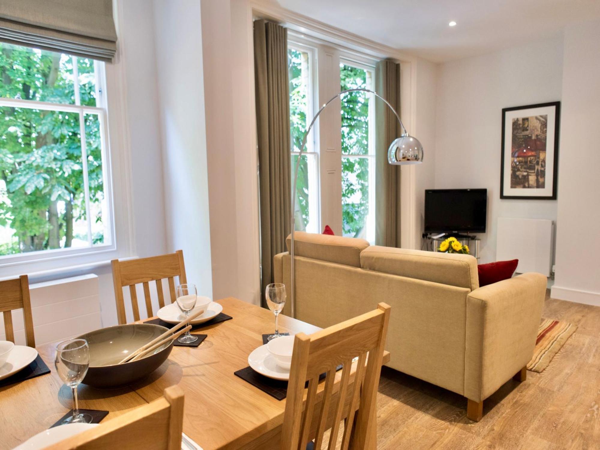 Your Space Apartments - Jubilee House CBG Екстериор снимка