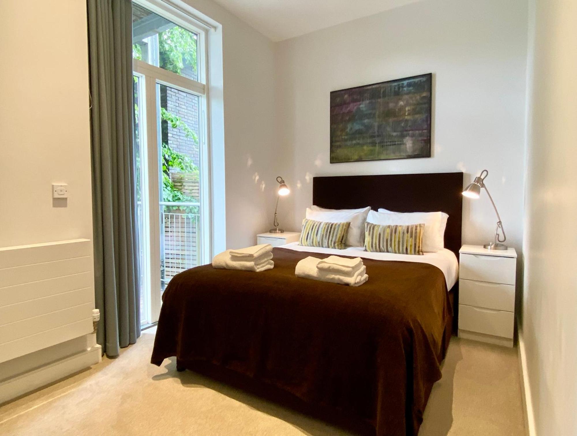 Your Space Apartments - Jubilee House CBG Екстериор снимка